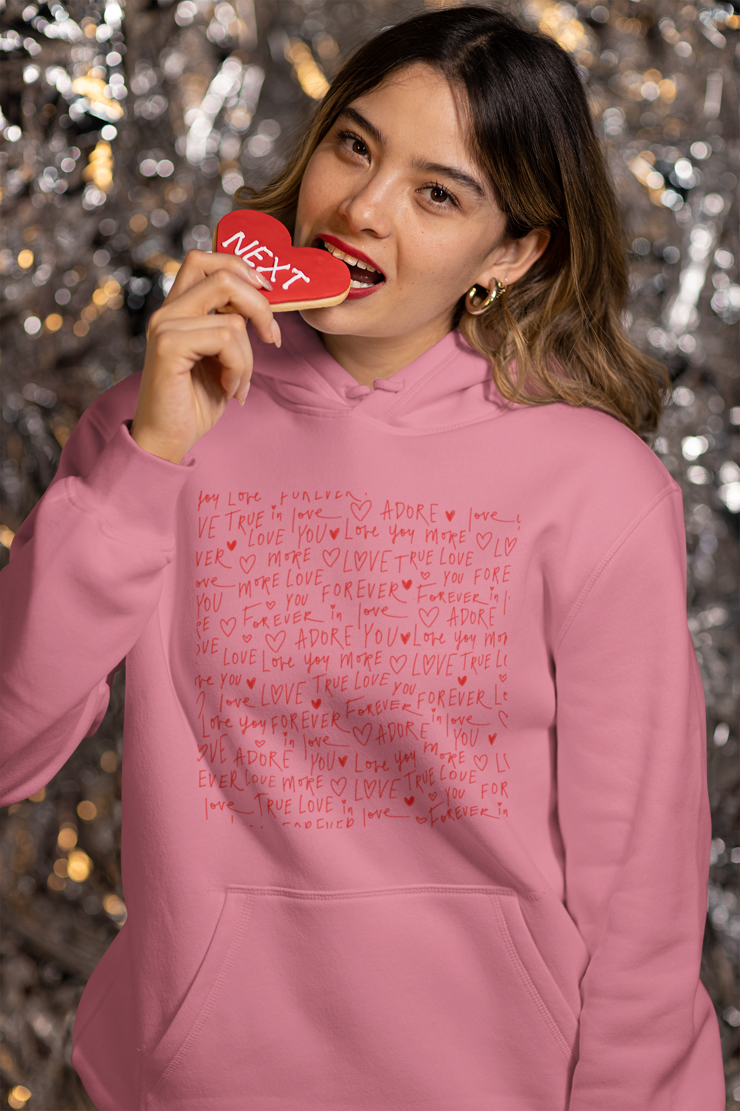 Sweat à capuche Love Overflow – Son édition ❤️✨