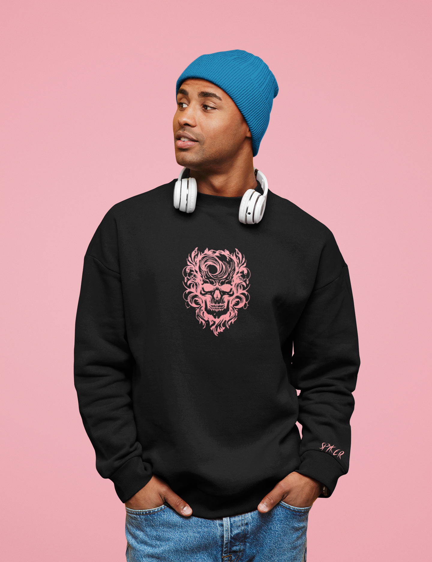 Sudadera con escudo de calavera y llamas